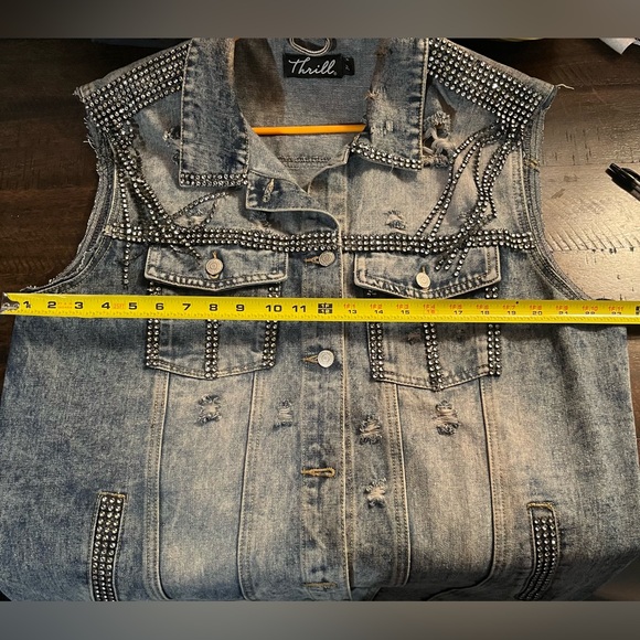 Jean jacket - Picture 5 of 5